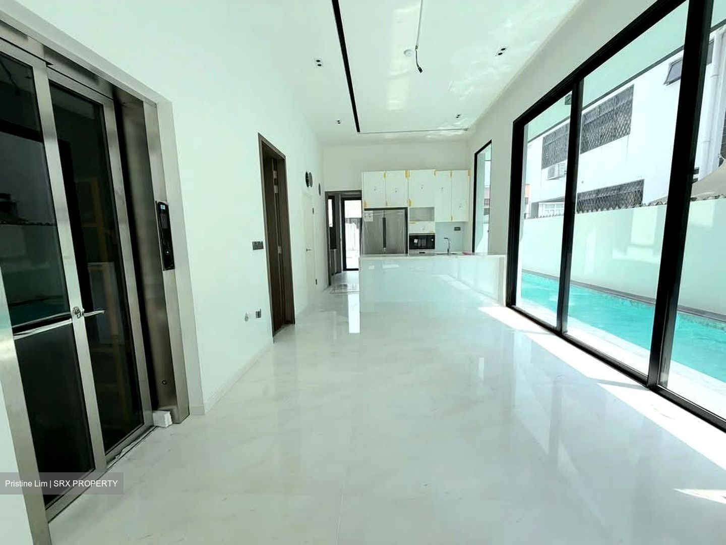 Parry Avenue (D19), Semi-Detached #558546121